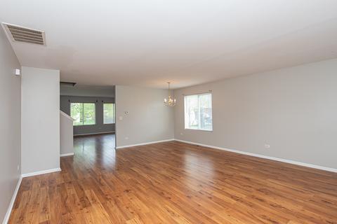 14439 Independence Dr, Plainfield, IL 60544 photo 4