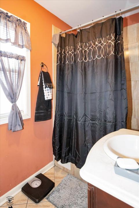 536 E 106th St, Chicago, IL 60628 photo 12