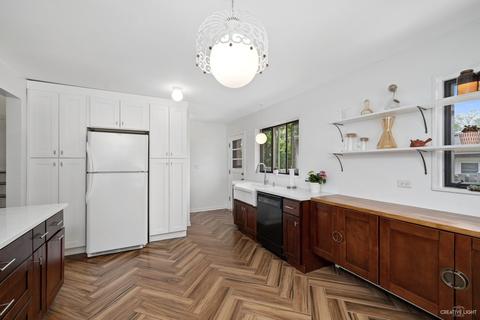 606 S Pierce Ave, Wheaton, IL 60187 photo 10