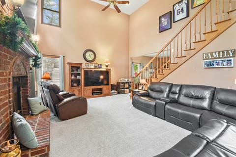 901 E 8th St, Lockport, IL 60441 photo 8