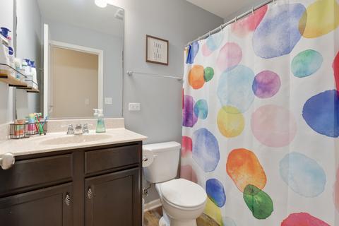 3640 Hyde Park Ct, Elgin, IL 60124 photo 20