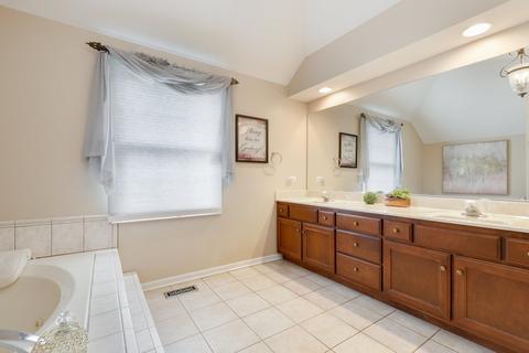 5106 Prestwick Ct, Plainfield, IL 60586 photo 18
