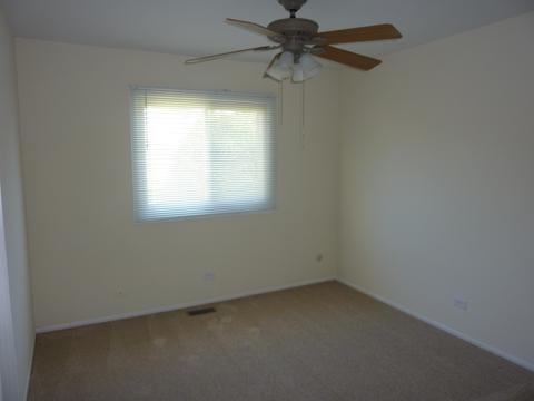 710 Scarbrough Cir, Hoffman Estates, IL 60169 photo 21