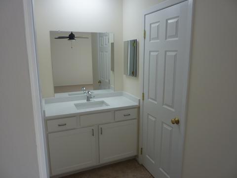 710 Scarbrough Cir, Hoffman Estates, IL 60169 photo 18
