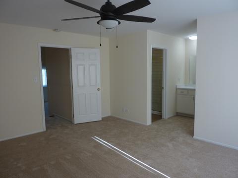 710 Scarbrough Cir, Hoffman Estates, IL 60169 photo 17