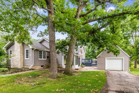 2 E Logan St, Lemont, IL 60439 photo 2