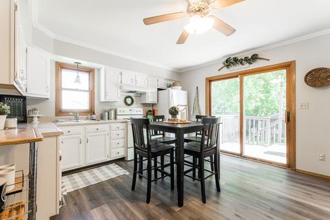 412 Willow St, Maple Park, IL 60151 photo 9