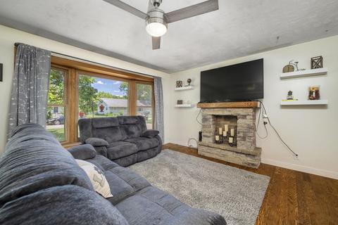 1765 E North St, Morris, IL 60450 photo 6