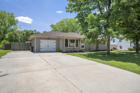 1765 E North St, Morris, IL 60450 photo 3