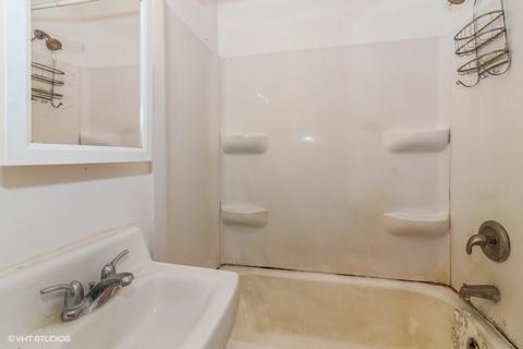 406 Dewey St, Harvard, IL 60033 photo 19