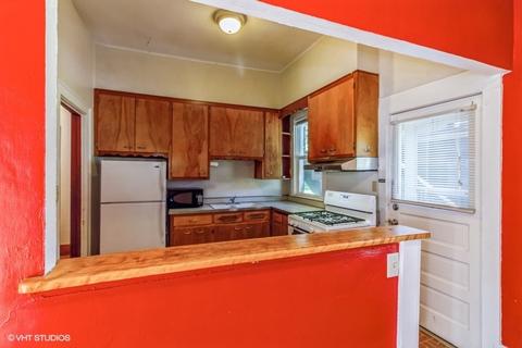 406 Dewey St, Harvard, IL 60033 photo 6