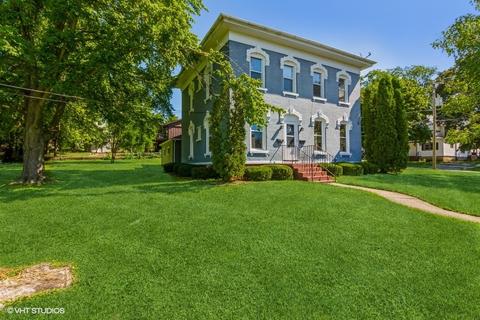 406 Dewey St, Harvard, IL 60033 photo 1