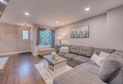 6730 W Devon Ave, Chicago, IL 60631 photo 2