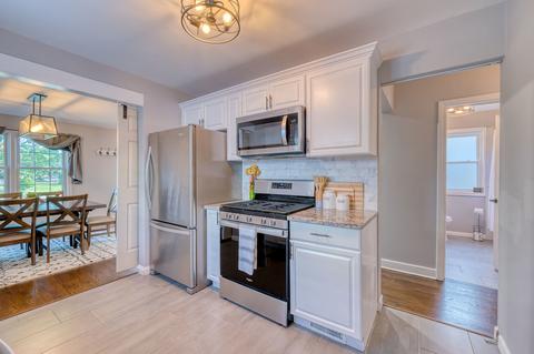 6730 W Devon Ave, Chicago, IL 60631 photo 7