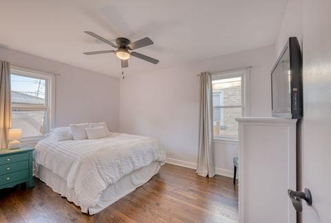 6730 W Devon Ave, Chicago, IL 60631 photo 10