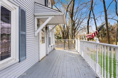 7213 Giddings Ave, Burr Ridge, IL 60527 photo 3