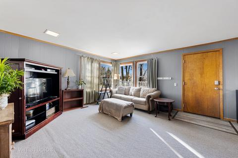 7213 Giddings Ave, Burr Ridge, IL 60527 photo 8