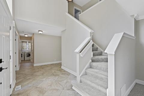 1332 Deerfield Ln, Bartlett, IL 60103 photo 3