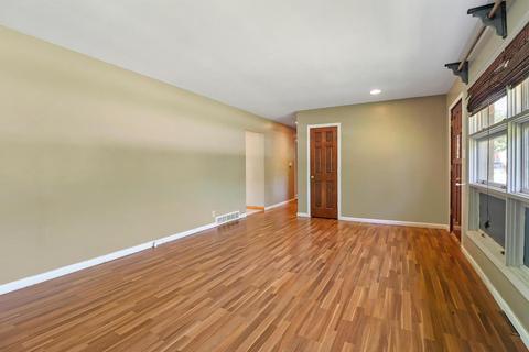 409 Beach Dr, Algonquin, IL 60102 photo 5
