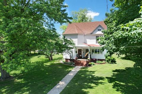 410 E Washington St, Le Roy, IL 61752 photo 18