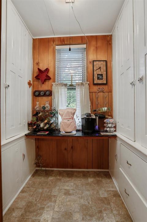 410 E Washington St, Le Roy, IL 61752 photo 8