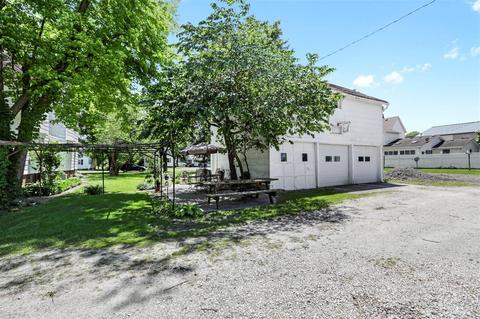 410 E Washington St, Le Roy, IL 61752 photo 16