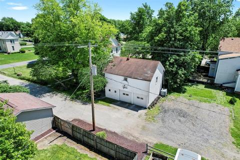 410 E Washington St, Le Roy, IL 61752 photo 23