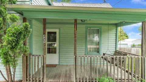 449 W 4th St, Pecatonica, IL 61063 photo 4