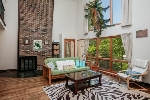 1703 N Summit St, Wheaton, IL 60187 photo 3