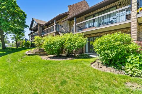 6149 Brookside Ln #B, Willowbrook, IL 60527 photo 21