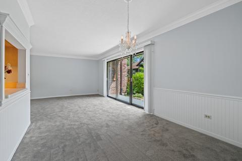 6149 Brookside Ln #B, Willowbrook, IL 60527 photo 10
