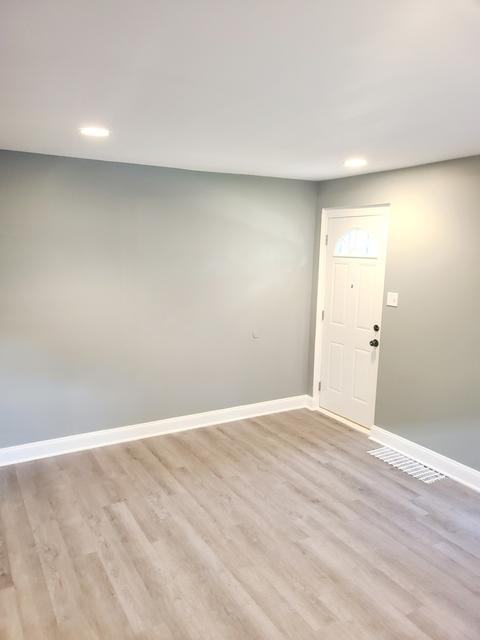 2058 E 99th St, Chicago, IL 60617 photo 5