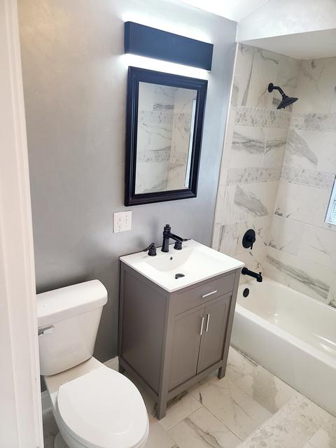2058 E 99th St, Chicago, IL 60617 photo 13