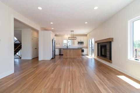 401 N Raef Rd, Downs, IL 61736 photo 14