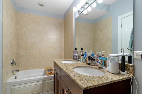 27 E 26th St #2, Chicago, IL 60616 photo 11