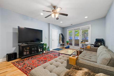 27 E 26th St #2, Chicago, IL 60616 photo 2
