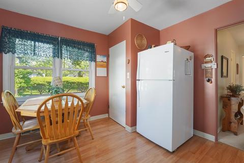 205 E Burlington St, Riverside, IL 60546 photo 10