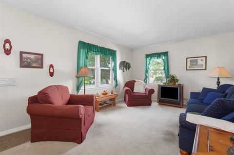 205 E Burlington St, Riverside, IL 60546 photo 4