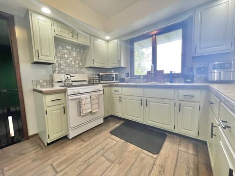 33986 E 2900 North Rd, Dwight, IL 60420 photo 10