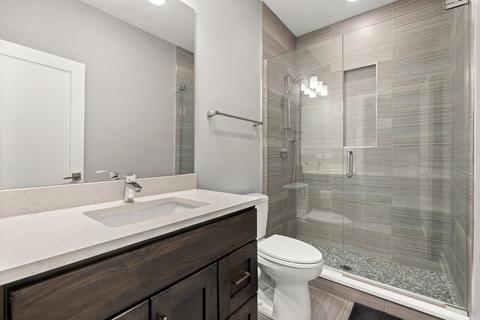 4633 S Champlain Ave, Chicago, IL 60653 photo 48