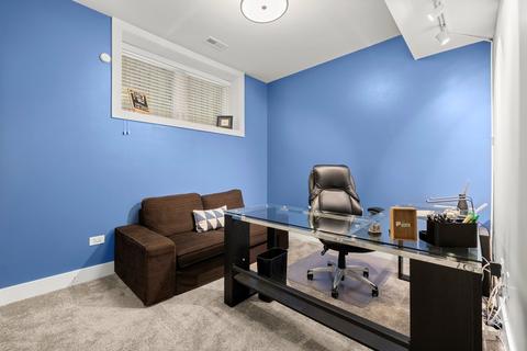 4633 S Champlain Ave, Chicago, IL 60653 photo 47