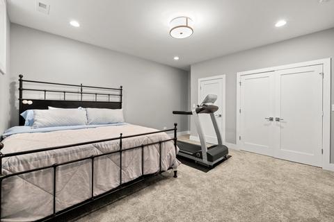 4633 S Champlain Ave, Chicago, IL 60653 photo 42