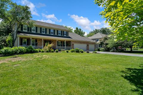 955 Auburn Ln, Bartlett, IL 60103 photo 3