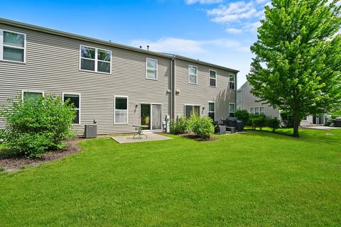 3987 Blackstone Dr, Aurora, IL 60504 photo 17