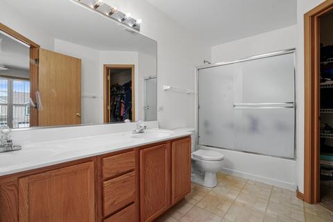 3987 Blackstone Dr, Aurora, IL 60504 photo 10