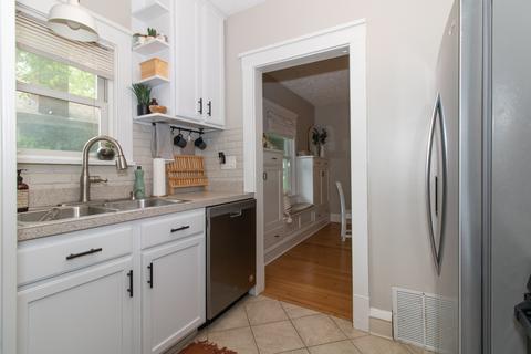 407 Hovey Ave, Normal, IL 61761 photo 5