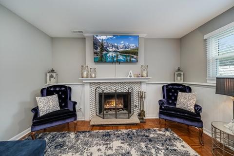 3667 Whispering Trails Dr, Hoffman Estates, IL 60192 photo 19