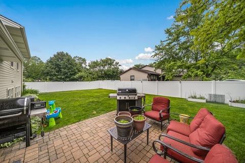 3667 Whispering Trails Dr, Hoffman Estates, IL 60192 photo 27