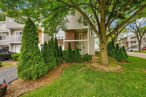 627 Harbor Ter, Bartlett, IL 60103 photo 2
