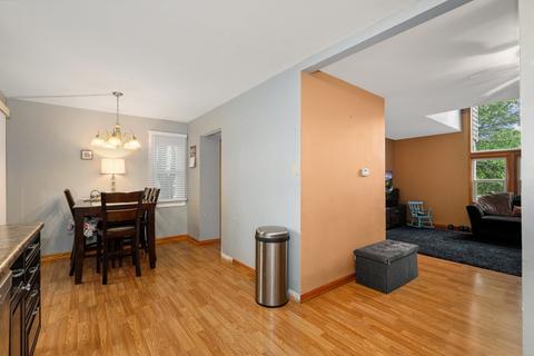 627 Harbor Ter, Bartlett, IL 60103 photo 8